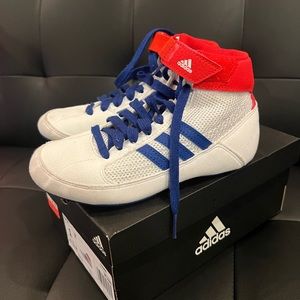 Size 1Y wrestling shoes & ear guard